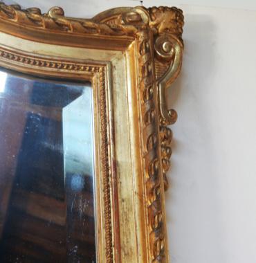 Decorative 19th Century Louis 16 Style Gilt Mirror