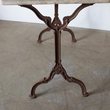 French, Bistrot Table