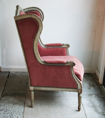 Pretty 19th Century Louis 16 Style Bergère
