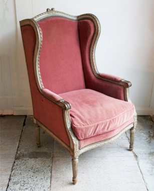 Pretty 19th Century Louis 16 Style Bergère